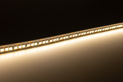 Светодиодная лента 12В 2835(240LED) IP20 19,2Вт 4000К 5м СириусА